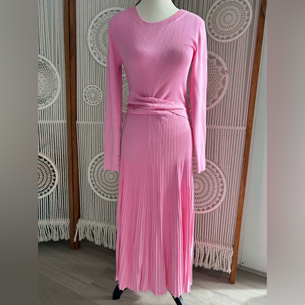 ANTHROPOLOGY Elegant Pink Knit Long  Sleeve Dress